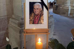 Bischof Franz-Josef Bode zum Tode von Papst em. Benedikt XVI. 