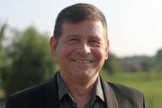 Dr. Christoph Hutter: Dr. Christoph Hutter