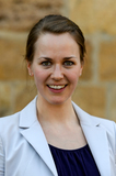 Dr. Julia Proeger: Dr. Julia Proeger